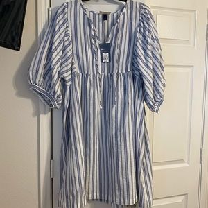 NWT universal thread dress